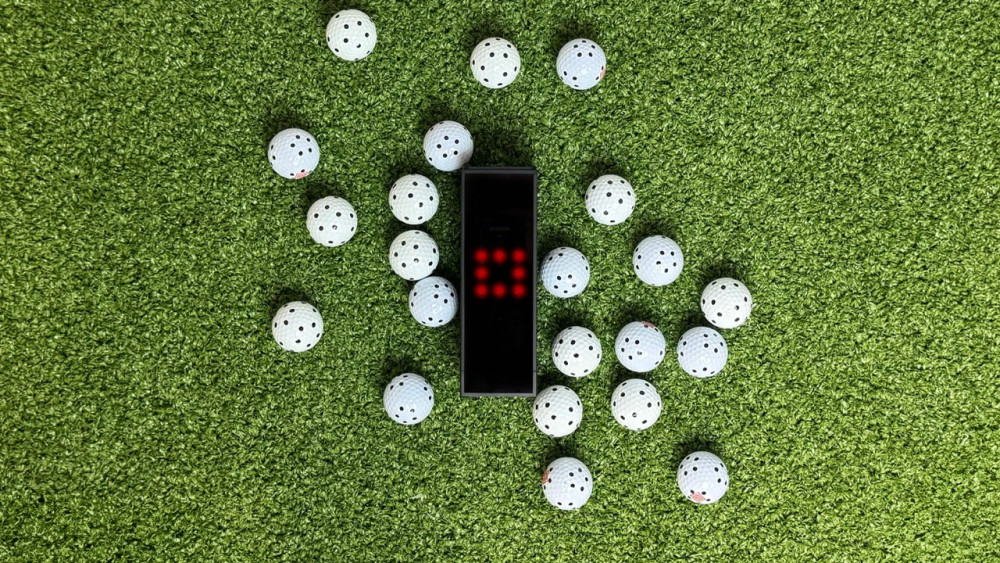Data Ball  Q09-A0003