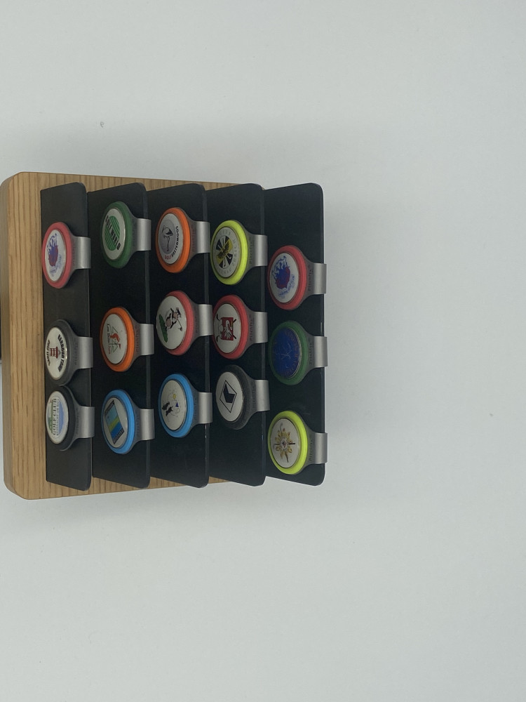 HatClip Display 01-D0002